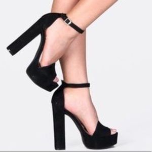 Chinese Laundry “Avenue 2” Pump